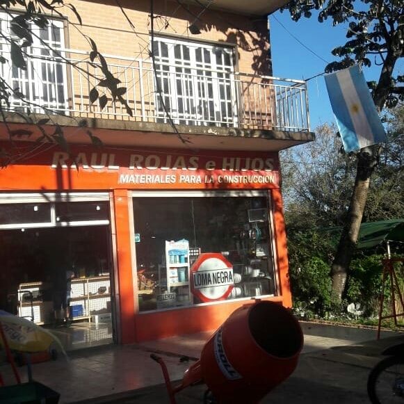 OTROS: Corralon Rojas