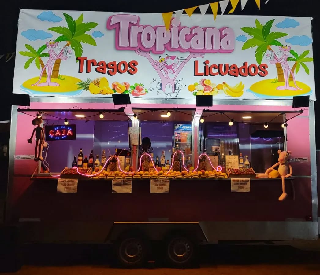 BAR: Tropicana Tragos & Licuados - Food Track